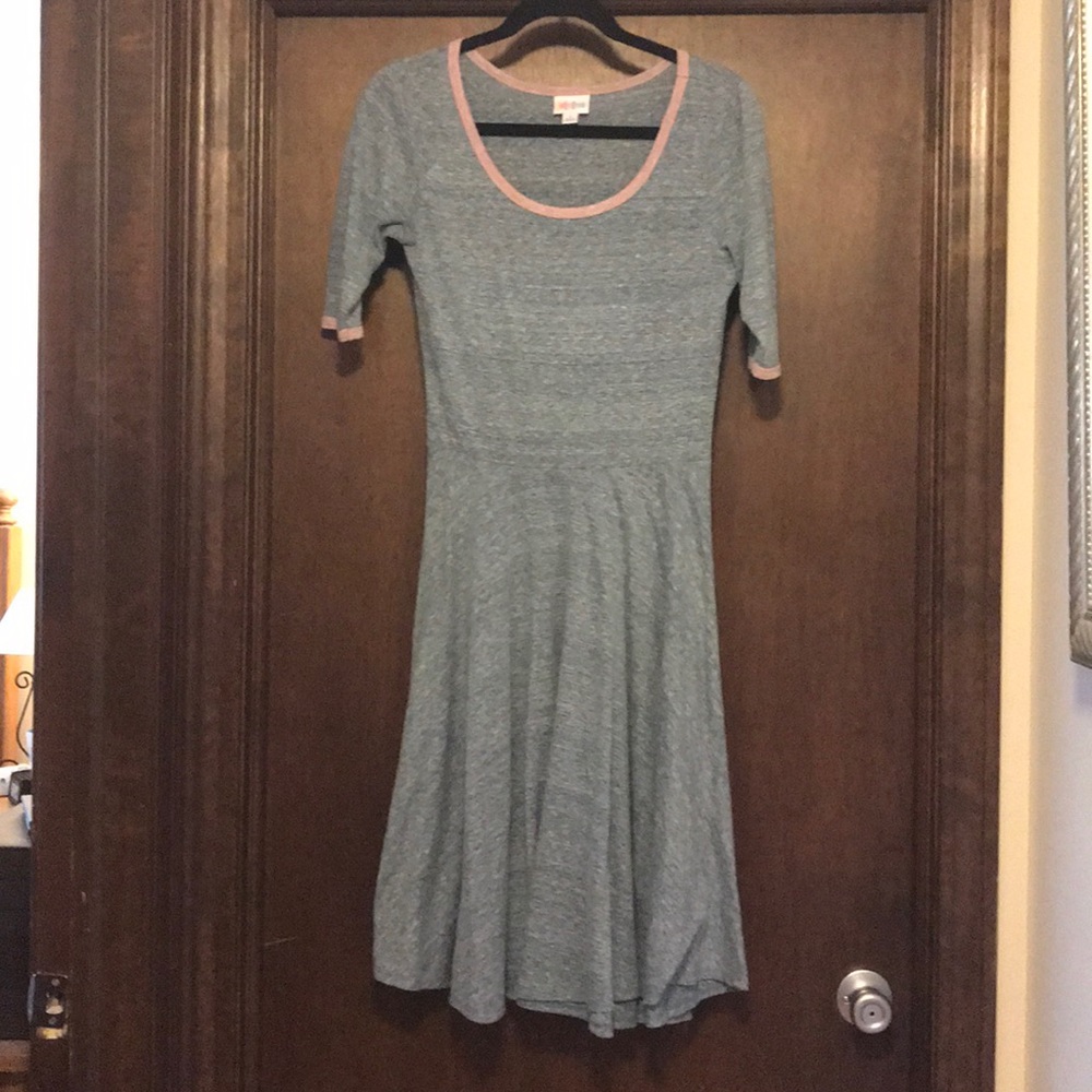 LuLaRoe Nicole dress S small